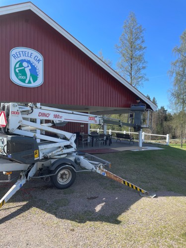 Målning av klubbhus